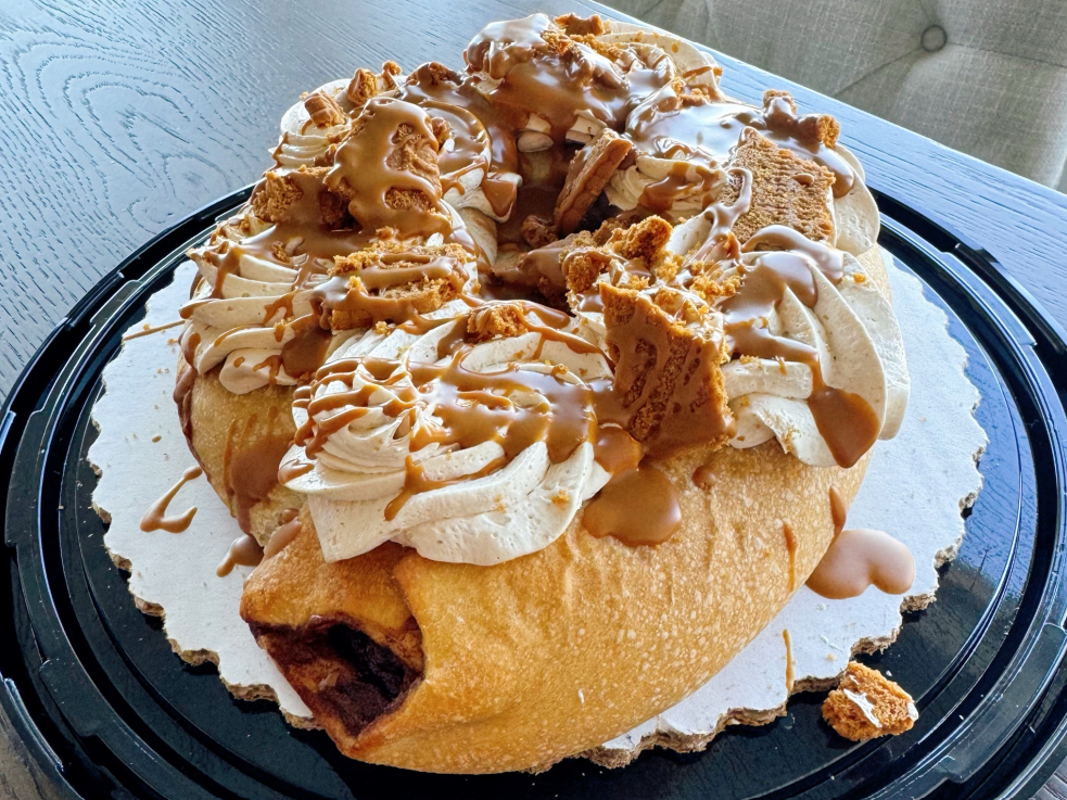 Larry's Super Foods King Cake